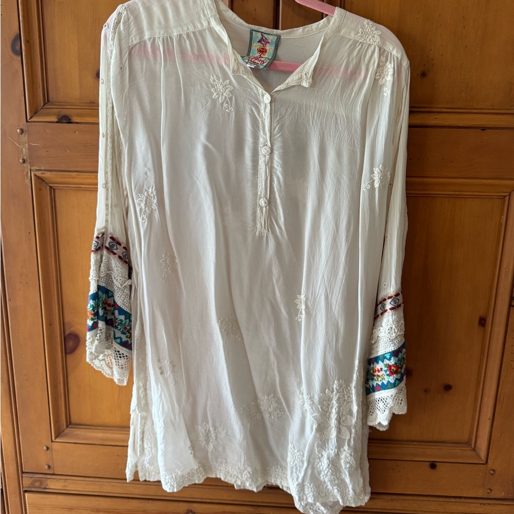 Johnny Was White Embellished Mandarin Collar Blouse